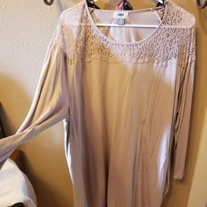 NWT Old Navy neigh long sleeve shirt with mesh